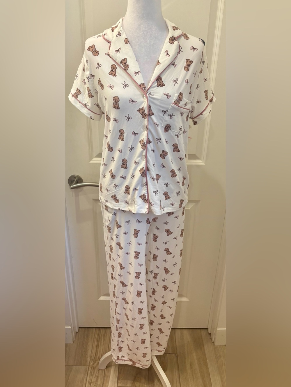 NWT Wild & Indigo Pink and White Puppy Teddy-Print Pajama set - M
